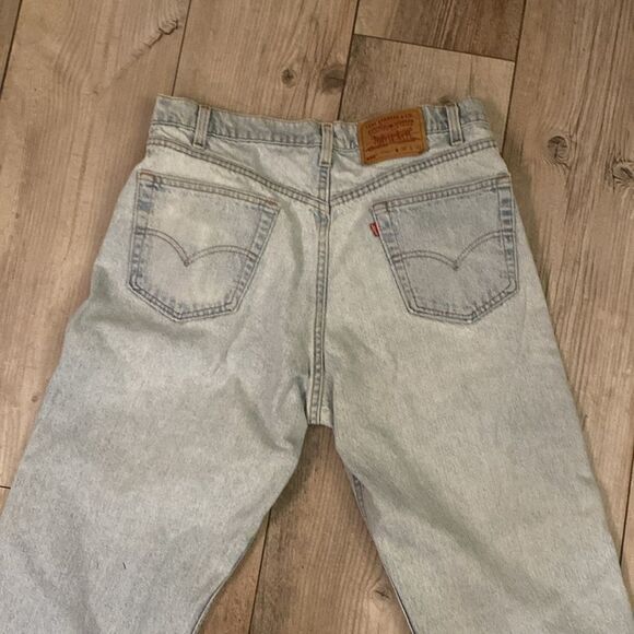 Mens Levi’s Vintage 550 Relaxed Fit Light Washed Jeans Size 36 x 30 - Picture 4 of 6